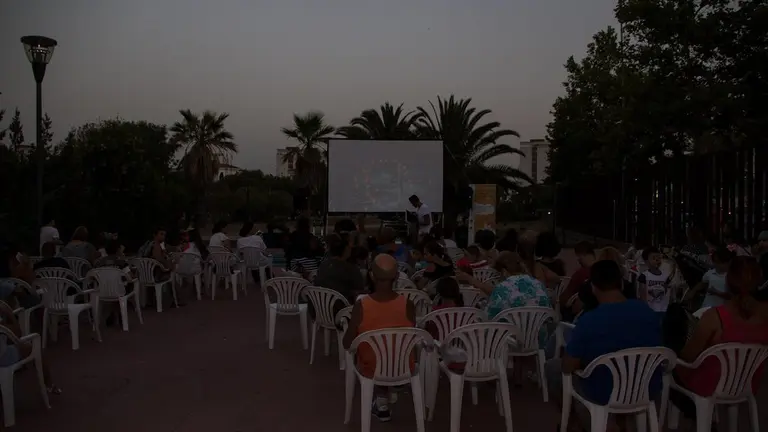 cine ES