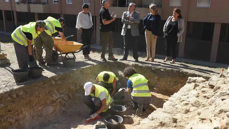 VISITA MURALLA VILLA SUR
