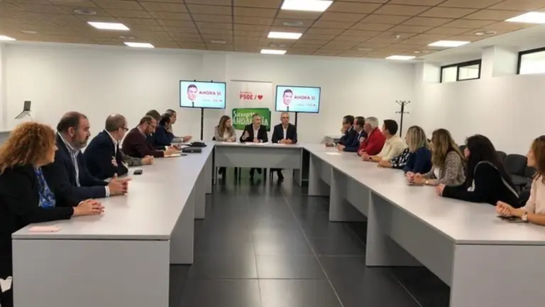 EuropaPress_2466856_Fernando_Grande-Marlaska_este_lunes_en_La_L&iacute;nea_de_la_Concepci&oacute;n