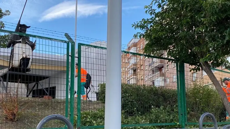 LIMPIEZA ESCUELA DE ARTE