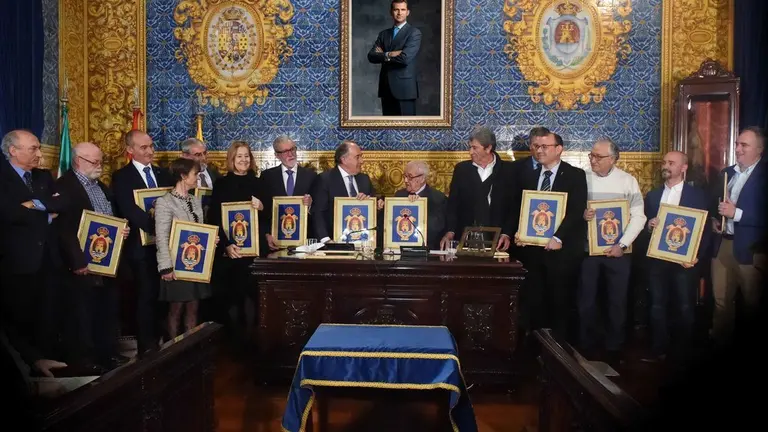 ACTO RECONOCIMIENTO DE ESCUDO