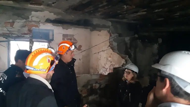 EuropaPress_2531929_Vivienda_afectada_por_un_incendio_en_San_Roque