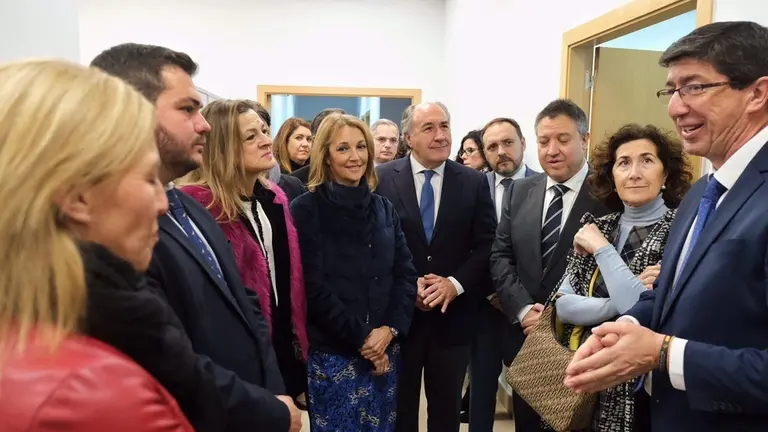 Juan Mar&iacute;n, en su visita a las sedes judiciales de Algeciras.