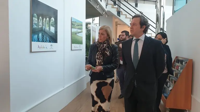 Eva Pajares, durante su visita al edificio de Turismo.