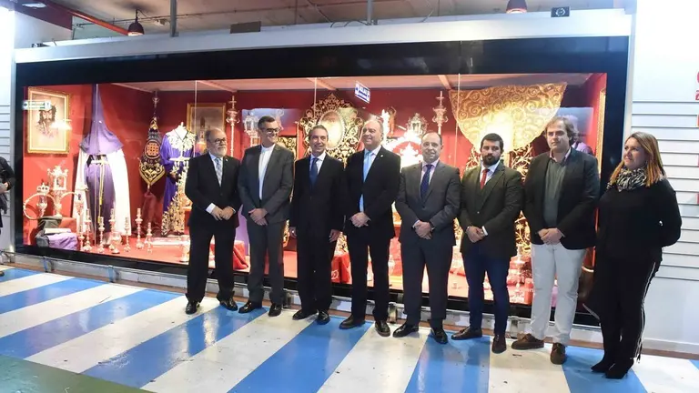 EXPOSICION SEMANA SANTA CORTE INGLES
