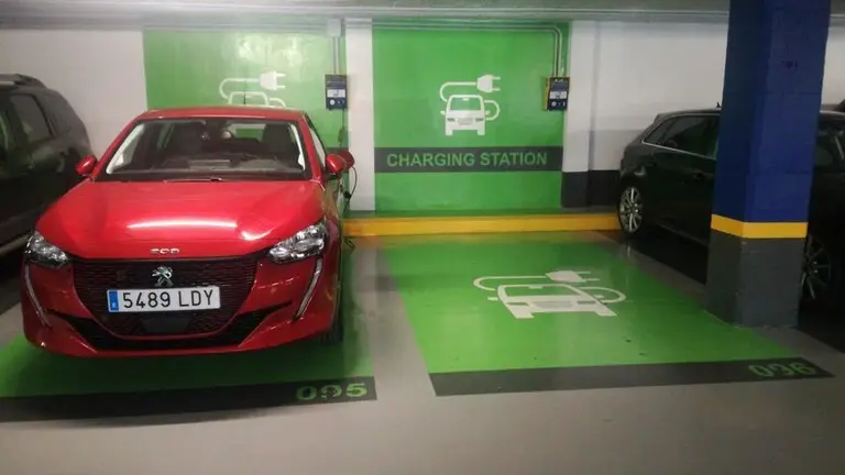 Punto de recarga de Interparking en la Plaza de Andaluc&iacute;a.
