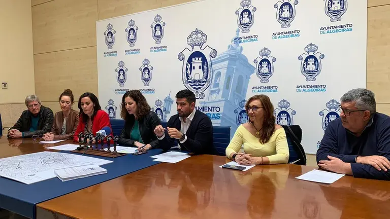 Un momento de la rueda de prensa.