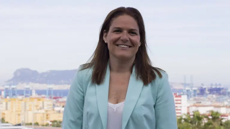 Mar&iacute;a Solanes.