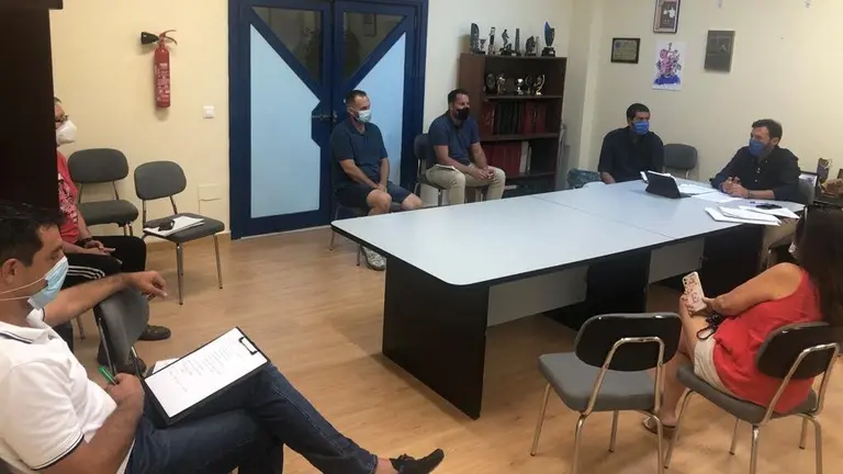 REUNION CLUBES DE PISTA