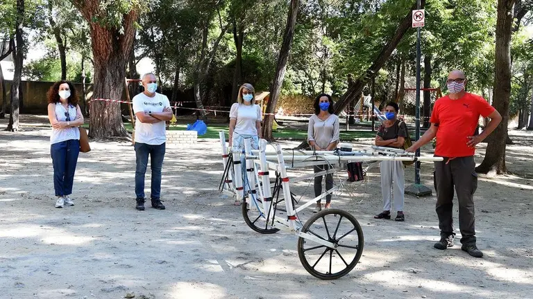 PARQUE LAS ACACIAS VISiTA ARQUEOLOGOS TRABAJOS GEORADAR