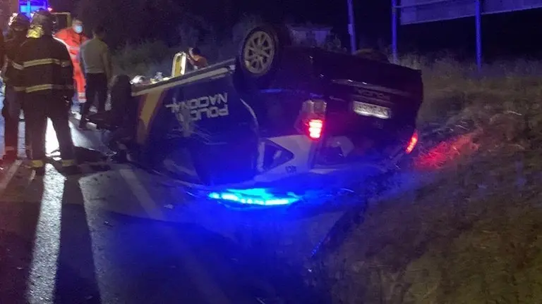 Coche patrulla, donde viajaba el inspector.