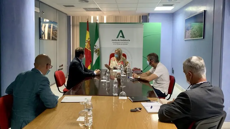Un momento de la reuni&oacute;n en la sede de Subdelegaci&oacute;n.