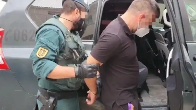 Tej&oacute;n, antes de ser conducido a los juzgados a declarar.