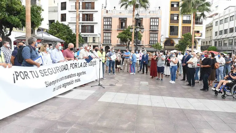 CONCENTRACION APOYO CUERPOS POLICIALES