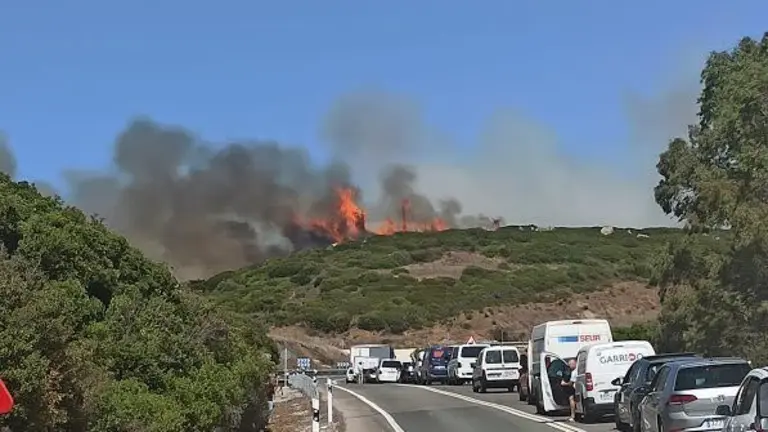 Incendio en el Mirador de El Estrecho.