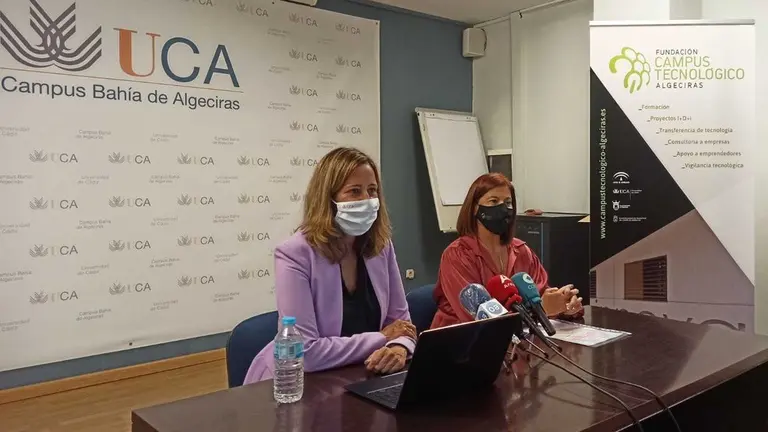 Un momento de la rueda de prensa.