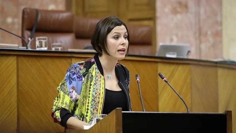 &Aacute;ngela Rodr&iacute;guez.