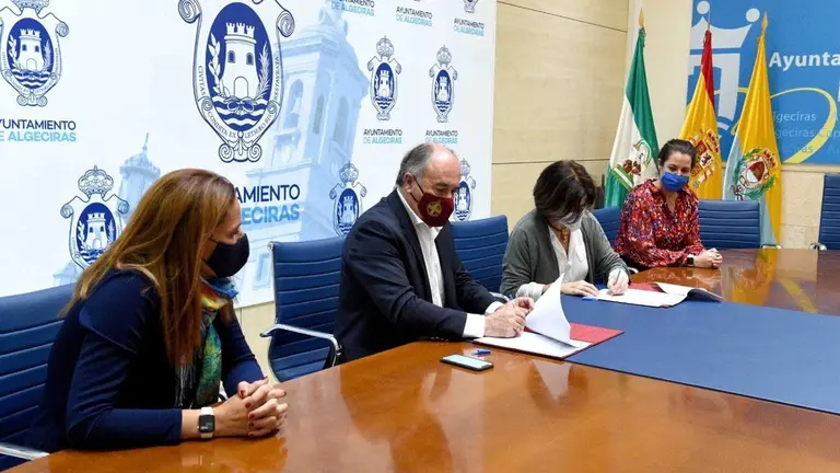 convenio de cesi&oacute;n