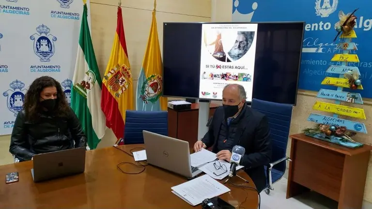 Conesa y Landaluce, en un instante del acto.