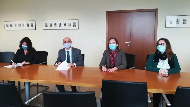 Firma del convenio.