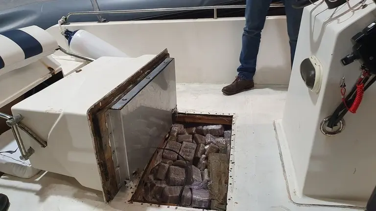 hach&iacute;s en una embarcaci&oacute;n