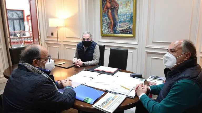 Un momento de la reuni&oacute;n.
