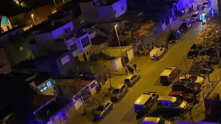 calle miguel hern&aacute;ndez