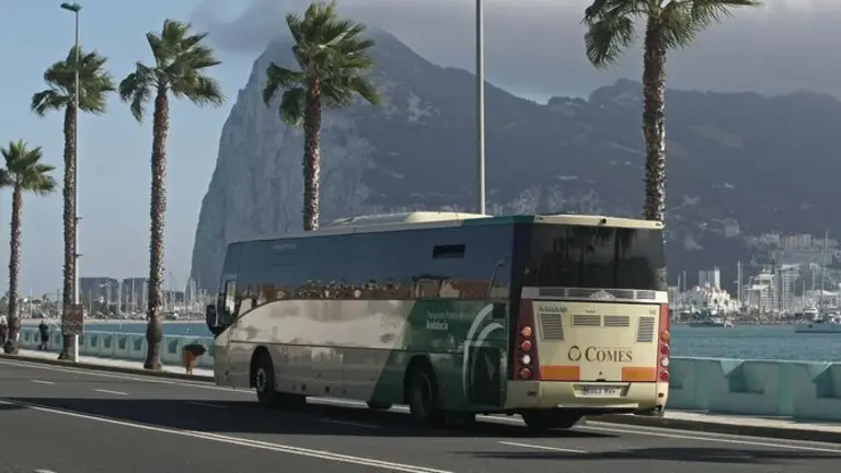 Autob&uacute;s Campo de Gibraltar .
