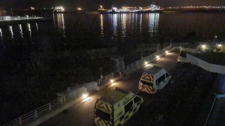 el puerto de gibraltar tras la explosi&oacute;n (imagen gbc)