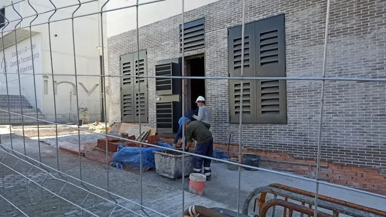 Obreros trabajando.