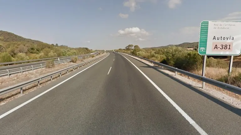 A-381 a su llegada a Los Barrios