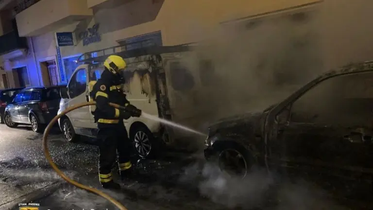Bomberos en la actuaci&oacute;n.