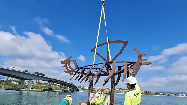 Traslado escultura Laja Alta 1