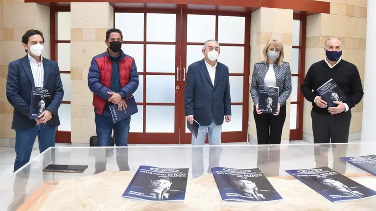 PRESENTACION REVISTA PALMA DE PLATA