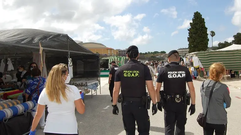 Agentes de la Polic&iacute;a Local.