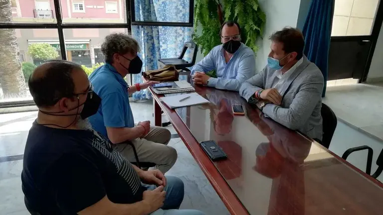 Un instante de la reuni&oacute;n.