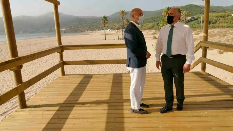 Visita a la pasarela.