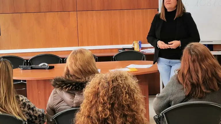 Montse para Dipuform@