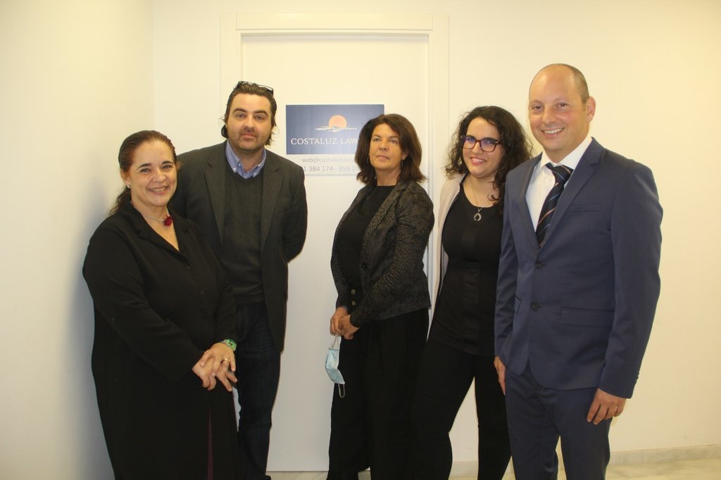 costaluz lawyers